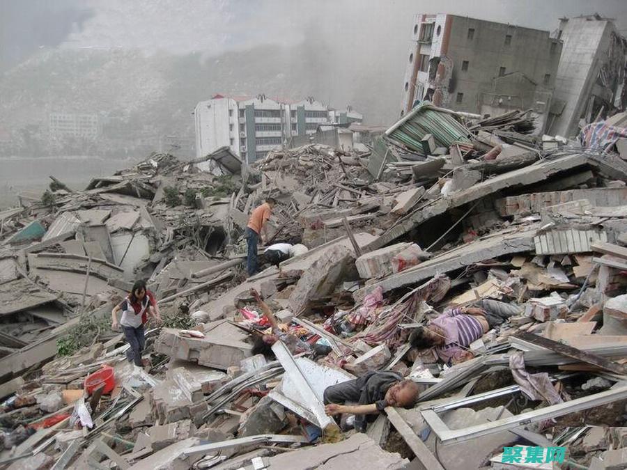 汶川地震中的幽灵：真实的灵异照片揭露 (汶川地震中的猪坚强怎么样了)