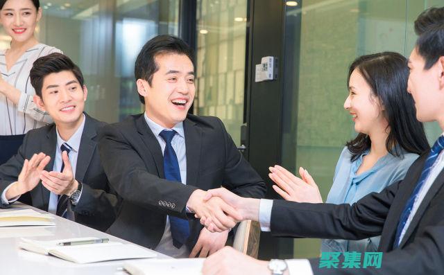 为您的客户提供无缝的预订流程：集成我们的高级旅游网站源码 (为您的客户提供服务)