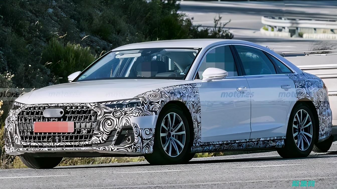 奥迪A8：售价超过8万美元，每年维护成本超过8,000美元。(奥迪A8售价多少万)